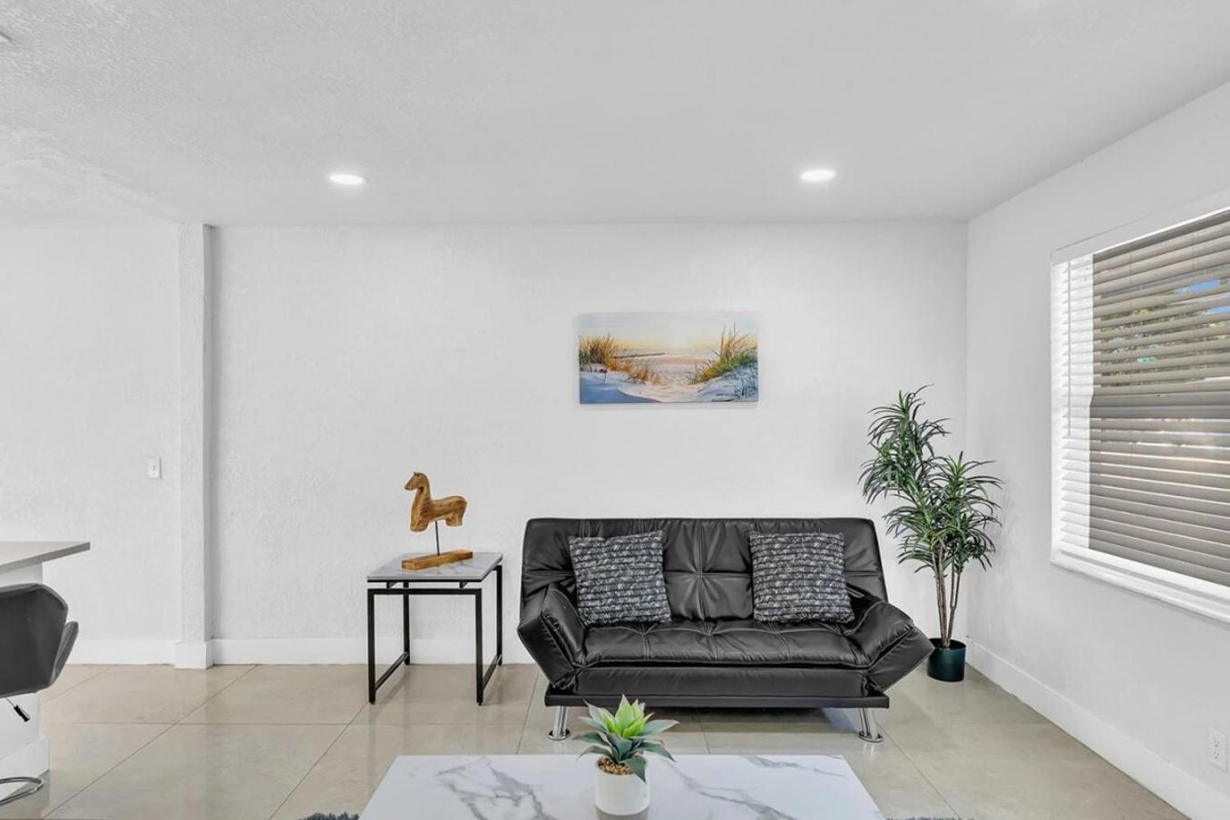 הלנדל ביץ' 2 Bdrm Modern House Mins From Beach & Casino Hb1 מראה חיצוני תמונה