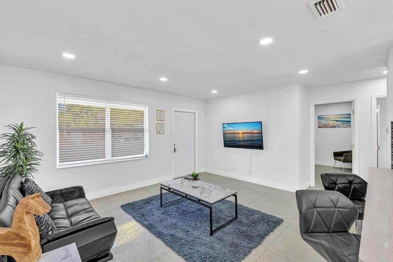 הלנדל ביץ' 2 Bdrm Modern House Mins From Beach & Casino Hb1 מראה חיצוני תמונה