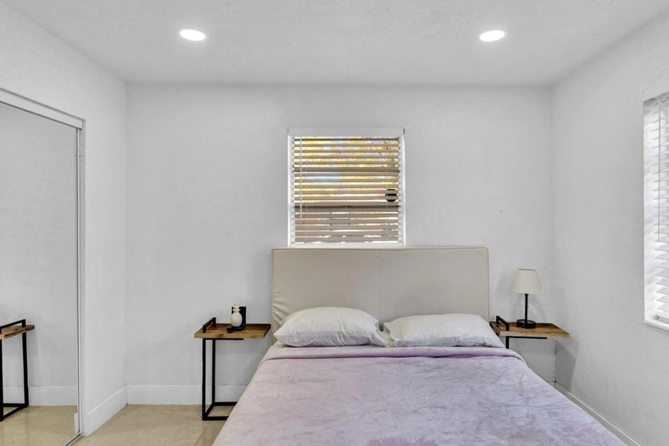 הלנדל ביץ' 2 Bdrm Modern House Mins From Beach & Casino Hb1 מראה חיצוני תמונה